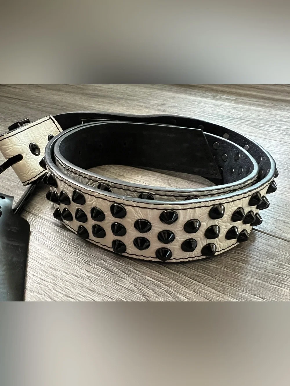 Armourdillo Croc Cone White Black Studded Leather Punk Belt L 33-37 NWT